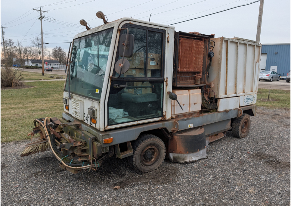 6067